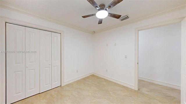6265 W 10th Ave, Hialeah, FL 33012