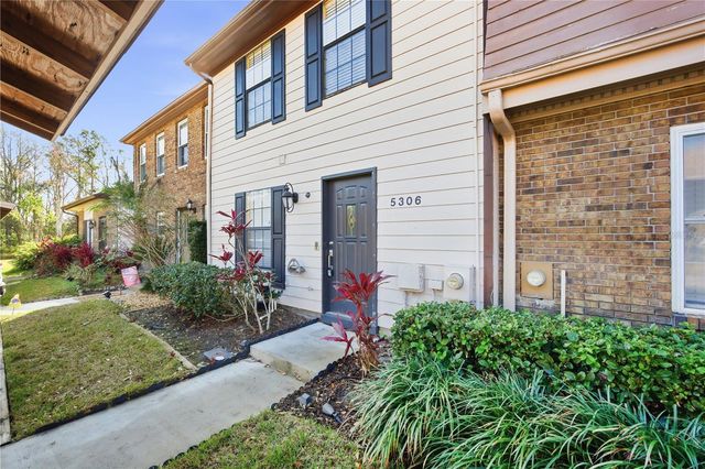 5306 RIDGEWELL COURT, Tampa, FL 33624