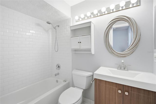 5306 RIDGEWELL COURT, Tampa, FL 33624