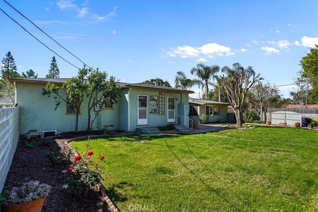 22573 Arriba Drive, Saugus, CA 91350