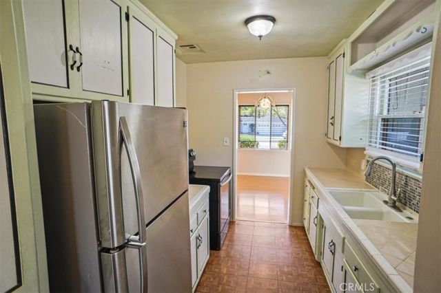 22573 Arriba Drive, Saugus, CA 91350