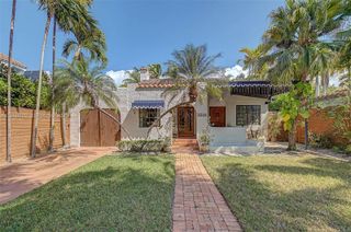 3233 Crystal Ct, Miami, FL 33133