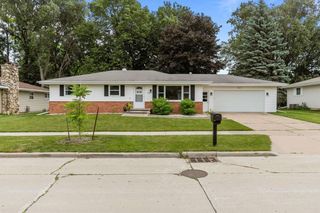 622 S CLARA STREET, Appleton, WI 54915