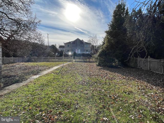 16 PHILADELPHIA AVE, Reading, PA 19607