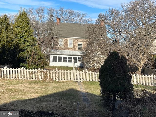 16 PHILADELPHIA AVE, Reading, PA 19607