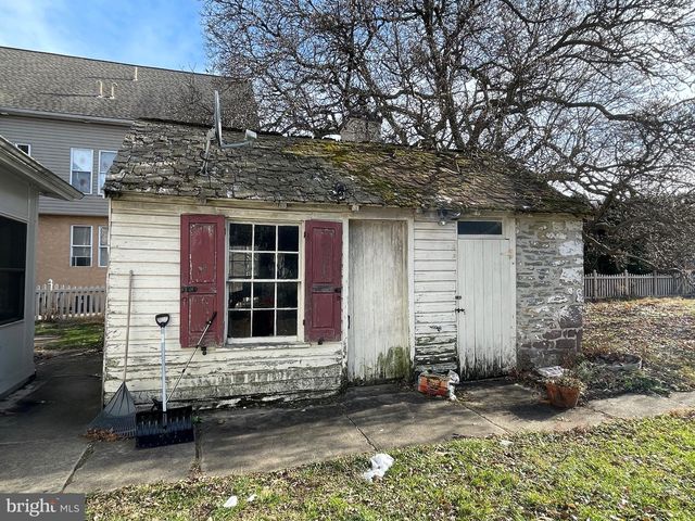 16 PHILADELPHIA AVE, Reading, PA 19607