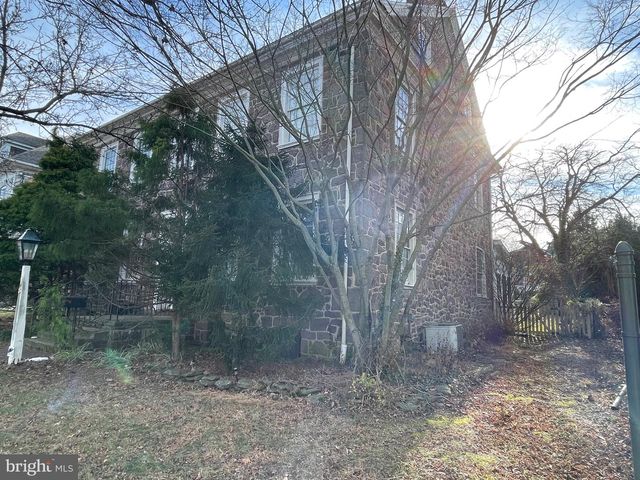 16 PHILADELPHIA AVE, Reading, PA 19607