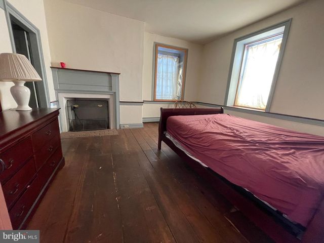 16 PHILADELPHIA AVE, Reading, PA 19607