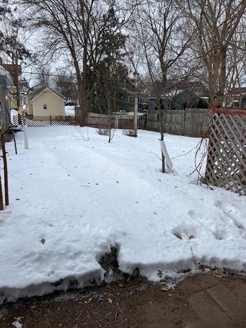 736 Churchill Street, Eau Claire, WI 54703