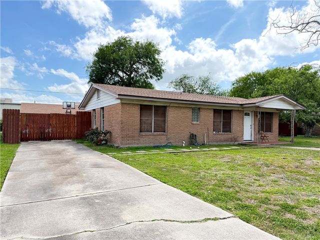 9733 Wilkins Dr, Corpus Christi, TX 78410