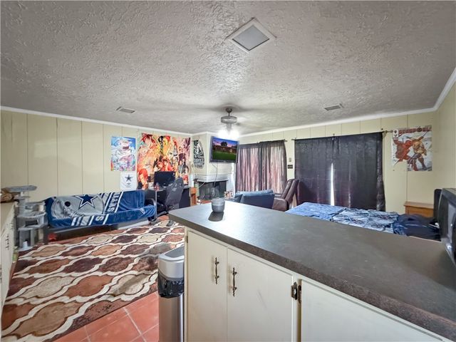9733 Wilkins Dr, Corpus Christi, TX 78410