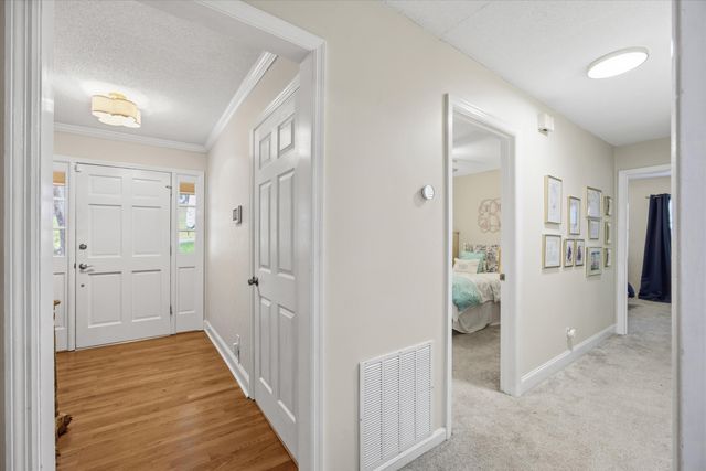 6207 Pine Marr Drive, Hixson, TN 37343