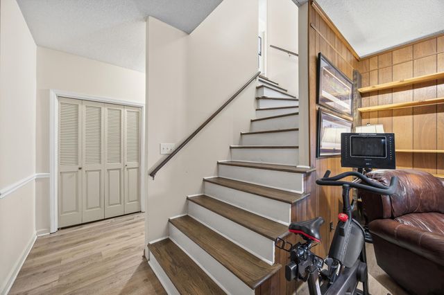 6207 Pine Marr Drive, Hixson, TN 37343