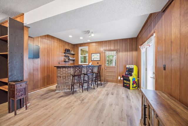 6207 Pine Marr Drive, Hixson, TN 37343
