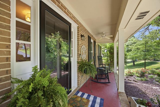 6207 Pine Marr Drive, Hixson, TN 37343