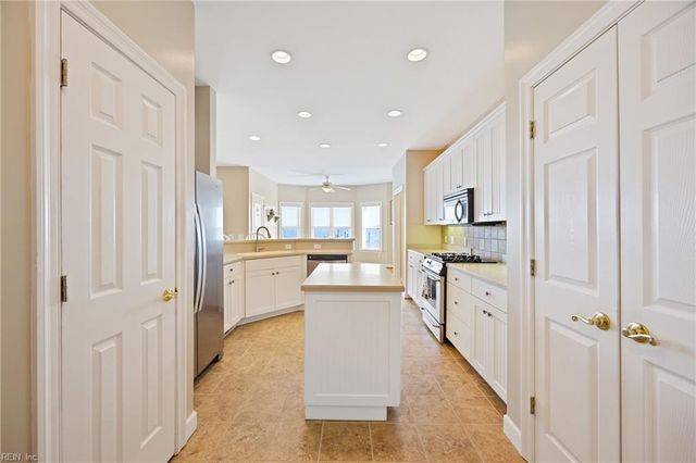 506 Small DR, Elizabeth City, NC 27909