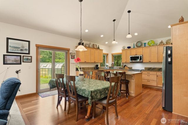 763 Arrowhead Road, Camano Island, WA 98282