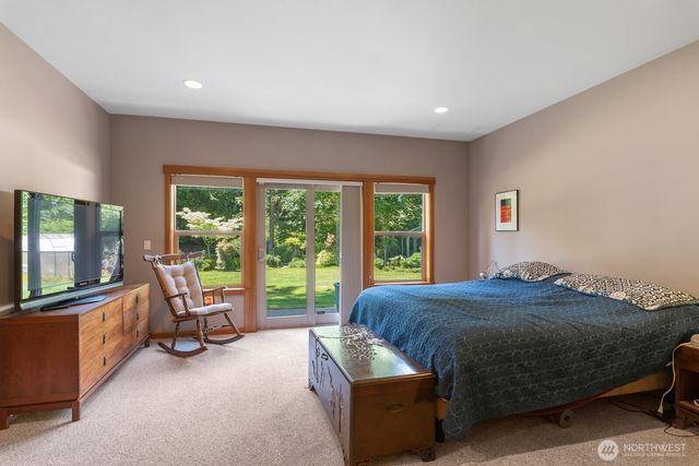 763 Arrowhead Road, Camano Island, WA 98282