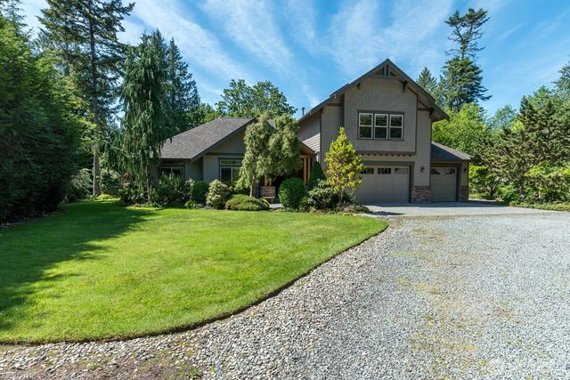 763 Arrowhead Road, Camano Island, WA 98282
