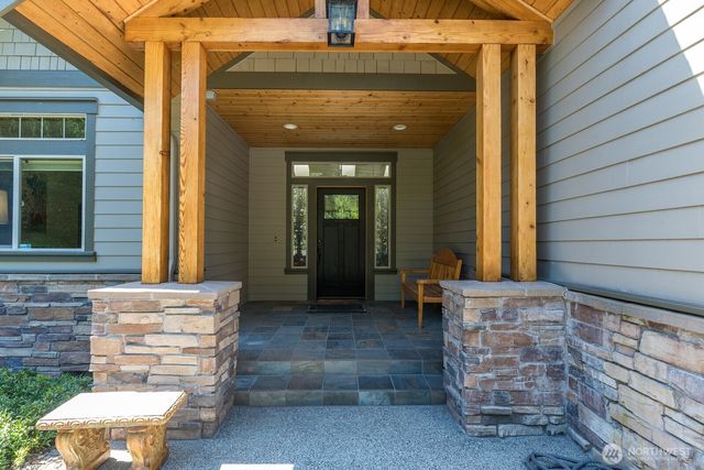 763 Arrowhead Road, Camano Island, WA 98282