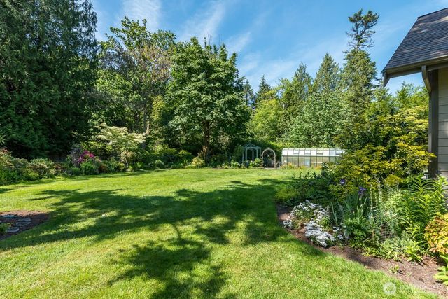 763 Arrowhead Road, Camano Island, WA 98282