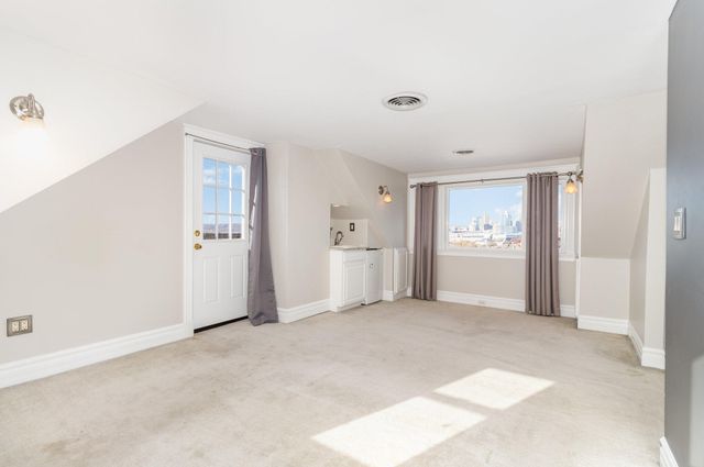 1030 Vine Street, Newport, KY 41071