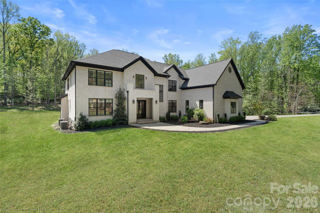 7021 Stirrup Court, Weddington, NC 28104