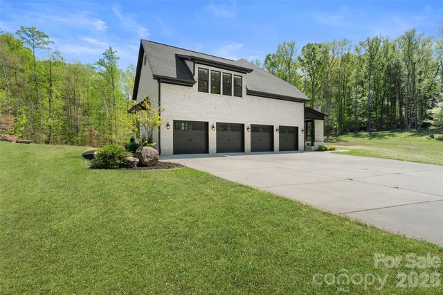 7021 Stirrup Court, Weddington, NC 28104