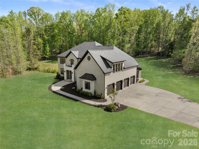 7021 Stirrup Court, Weddington, NC 28104