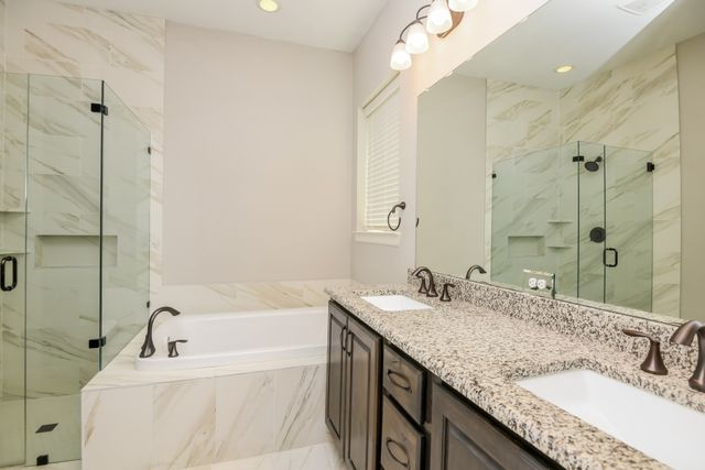 13725 Parkline Way, Fort Worth, TX 76008