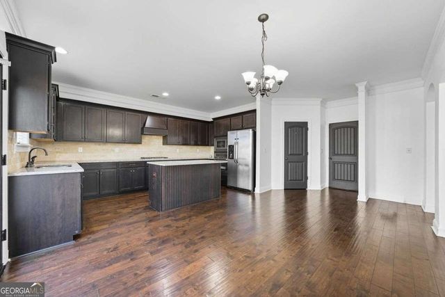 1132 Cotton Oak Drive, Lawrenceville, GA 30045