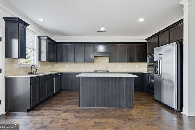 1132 Cotton Oak Drive, Lawrenceville, GA 30045