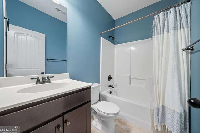 1132 Cotton Oak Drive, Lawrenceville, GA 30045