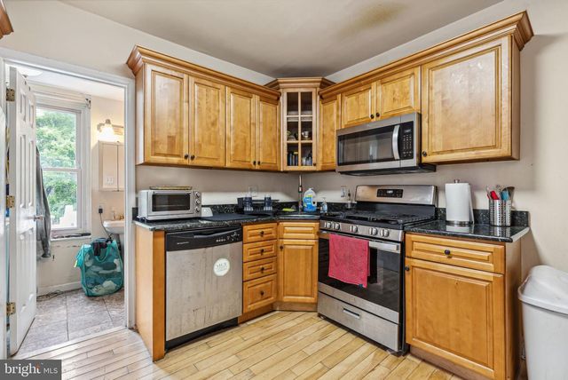 4233 MAIN ST, Philadelphia, PA 19127