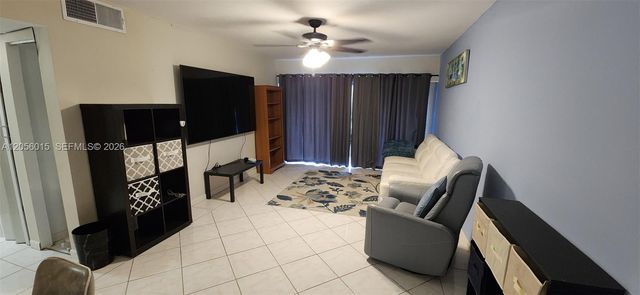5921 Washington St 128, Hollywood, FL 33023