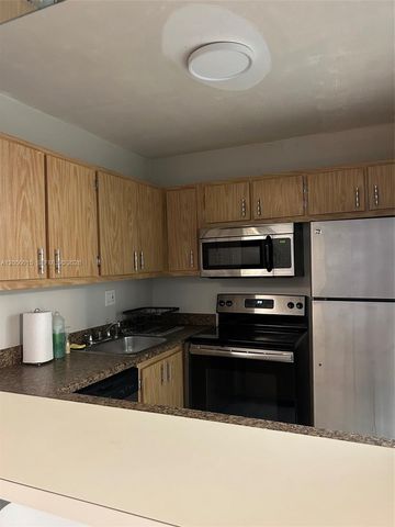 5921 Washington St 128, Hollywood, FL 33023