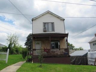 3110 West St, West End, PA 15122
