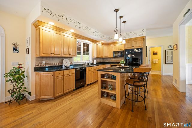 325 Westwood Road, Bristol, CT 06010