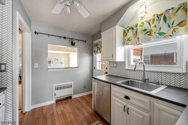 10 Charles St, Fair Lawn Boro, NJ 07410