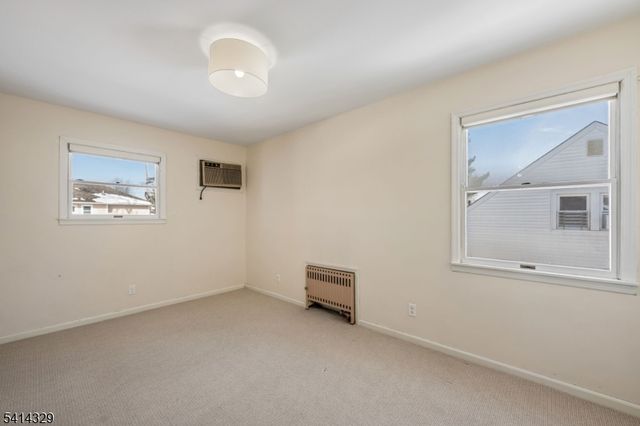 10 Charles St, Fair Lawn Boro, NJ 07410