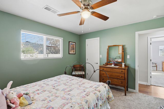 321 Hillandale Avenue, Rio Communities, NM 87002