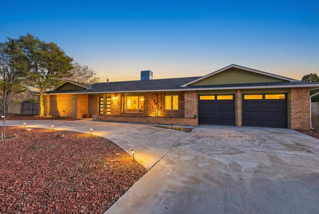 321 Hillandale Avenue, Rio Communities, NM 87002