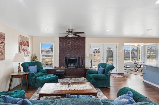 321 Hillandale Avenue, Rio Communities, NM 87002