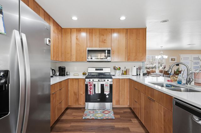 321 Hillandale Avenue, Rio Communities, NM 87002