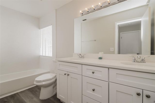 1318 ABBERTON DRIVE, Orlando, FL 32837