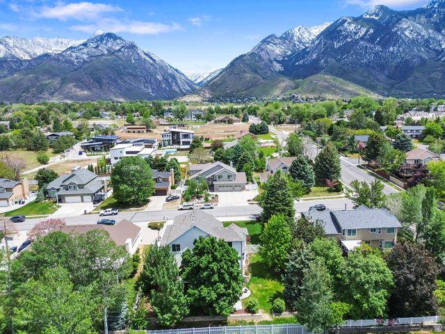 9970 S SUMMIT VIEW DR, Sandy, UT 84092