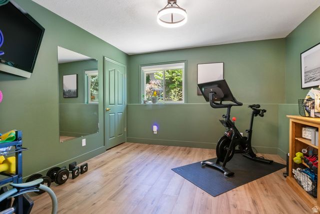 9970 S SUMMIT VIEW DR, Sandy, UT 84092