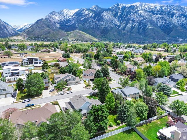 9970 S SUMMIT VIEW DR, Sandy, UT 84092
