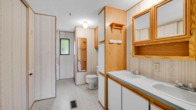 8176 W Pahs Road, Michigan City, IN 46360