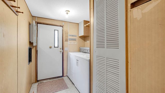 8176 W Pahs Road, Michigan City, IN 46360